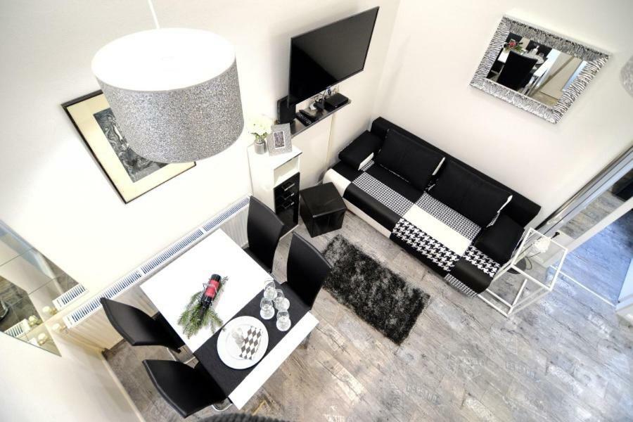 Lea Apartment - Free Parking In Front For 2 Cars Zagreb Exterior photo